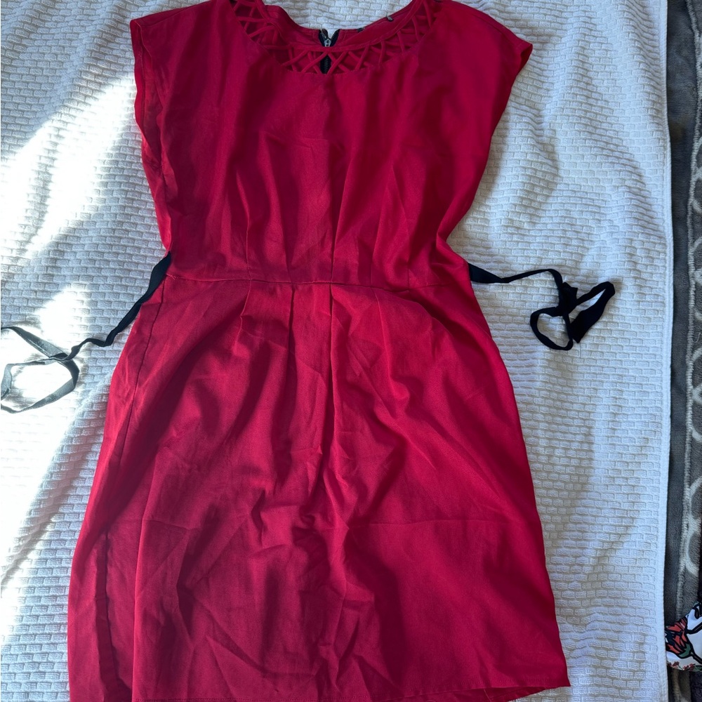 Elegant Red Sleeveless Dress